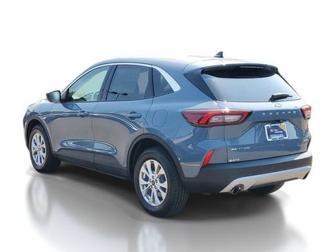 Certified 2023 Ford Escape Active AWD/4WD image 3