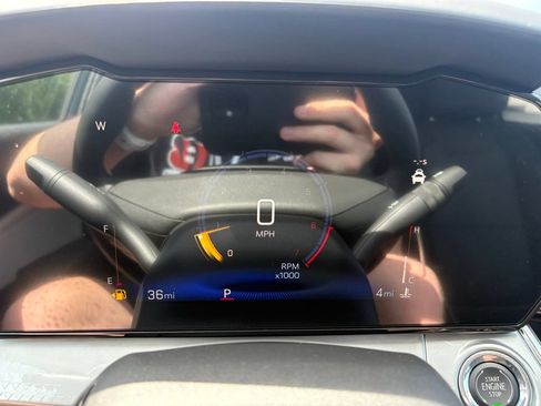 New 2026 Chevrolet Trax LT w/ LT Convenience Package FWD image 18