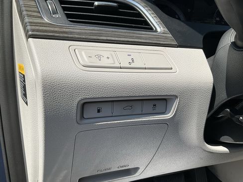 Used 2015 Hyundai Sonata ECO w/ Option Group 08 FWD image 24