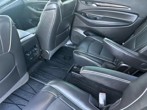 Used 2021 Buick Enclave Avenir w/ Avenir Technology Package AWD/4WD image 12
