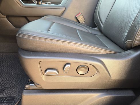 Used 2023 GMC Sierra 1500 Denali w/ Denali Reserve Package image 17