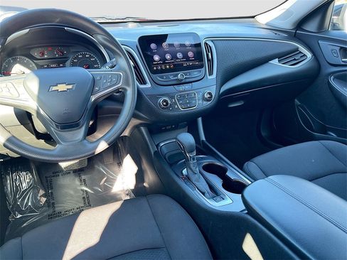 Used 2023 Chevrolet Malibu LT image 21