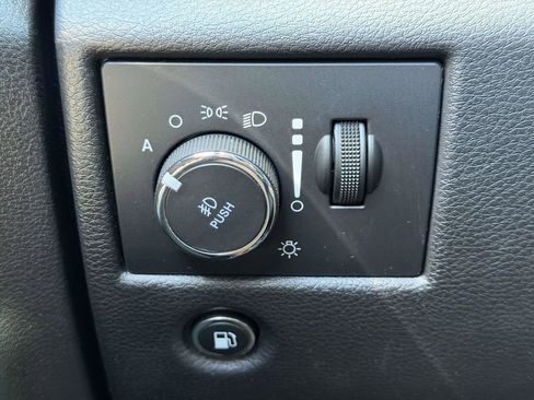 Certified 2020 Jeep Grand Cherokee Laredo AWD/4WD image 24