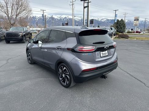 Used 2023 Chevrolet Bolt LT w/ Infotainment Package image 5