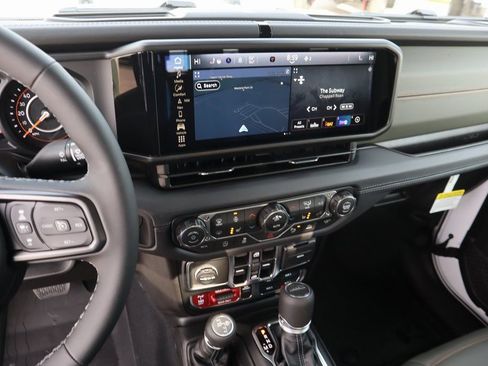 New 2026 Jeep Gladiator Mojave image 5