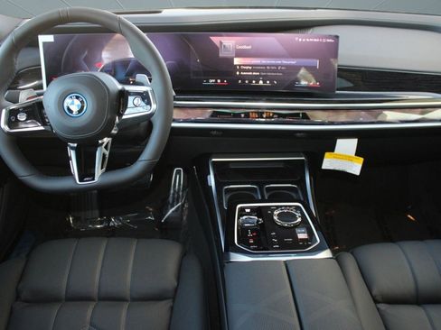 New 2026 BMW 750e xDrive w/ Executive Package AWD/4WD image 27