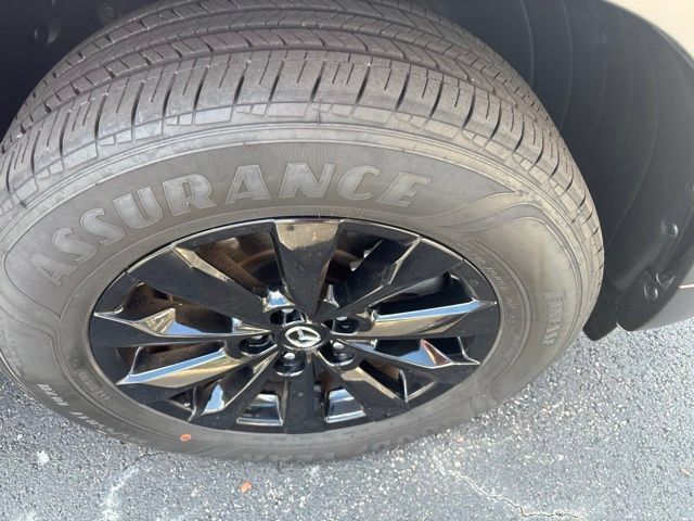 Certified 2025 MAZDA CX-50 AWD 2.5 S w/ Premium Package image 7