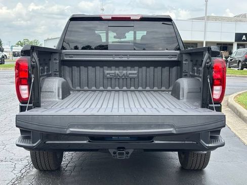 New 2026 GMC Sierra 1500 Elevation w/ Preferred Package AWD/4WD image 9