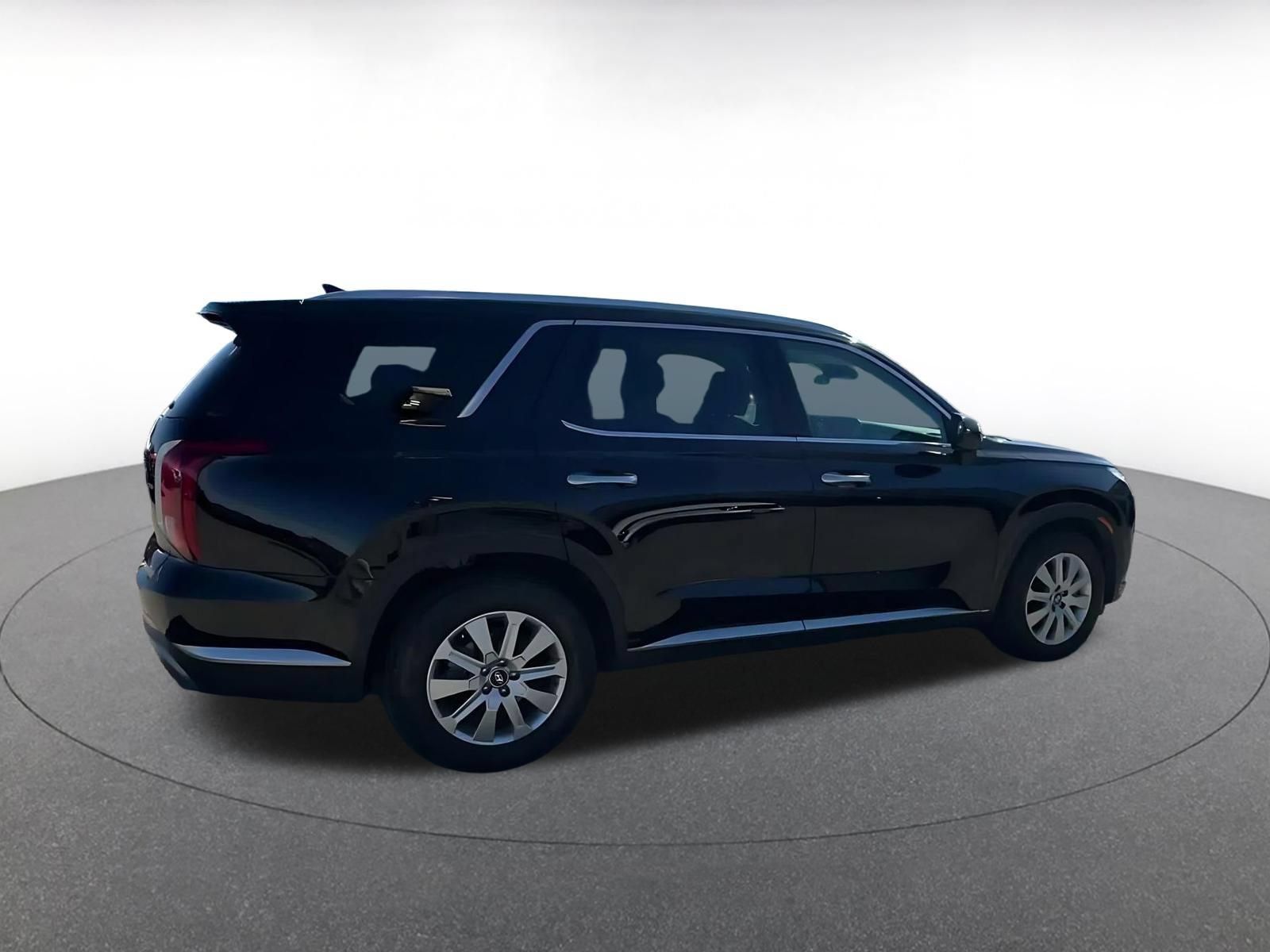 Used 2025 Hyundai Palisade SEL AWD/4WD image 14