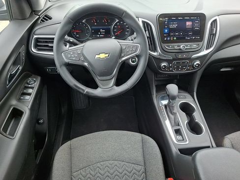 Used 2024 Chevrolet Equinox LT FWD image 11