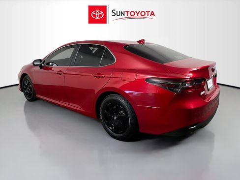 Used 2024 Toyota Camry LE image 6