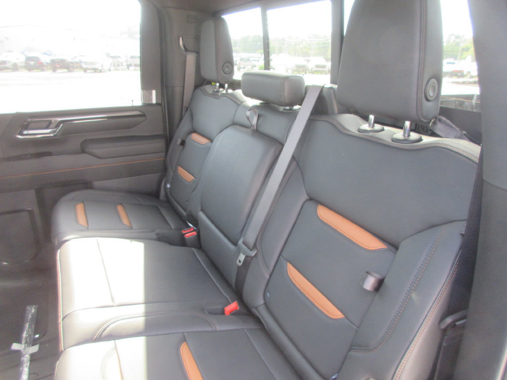 New 2026 GMC Sierra 2500 AT4 w/ AT4 Premium Plus Package AWD/4WD image 14