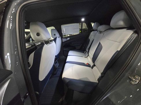New 2026 Volkswagen ID.4 Pro S image 16