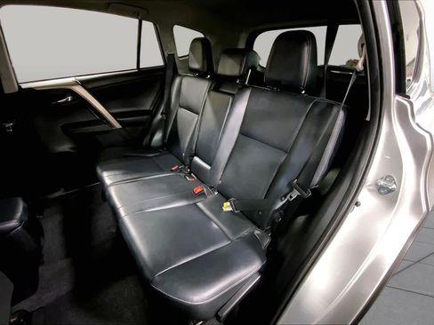 Used 2014 Toyota RAV4 Limited AWD/4WD image 21