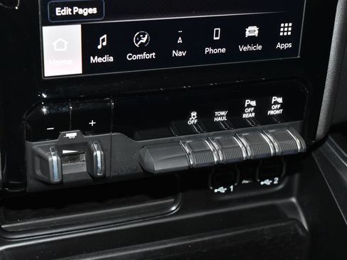 Used 2023 RAM 1500 Big Horn RWD image 12