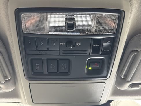 Used 2024 Toyota 4Runner SR5 Premium image 19