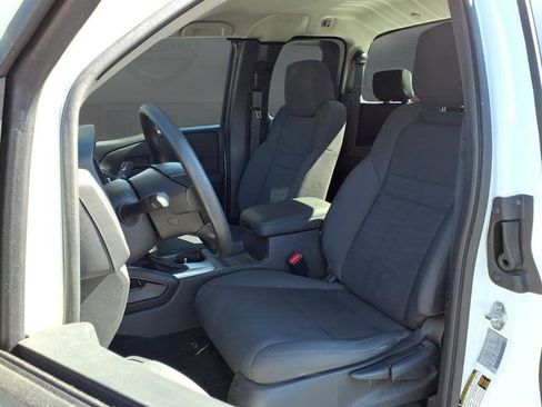 Used 2024 Nissan Frontier S w/ S Utility Package image 3