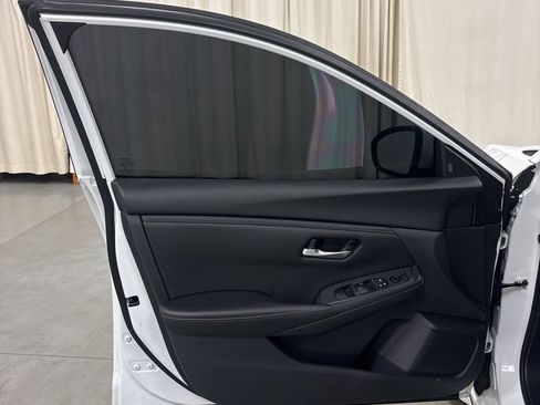 Used 2024 Nissan Sentra SV image 16