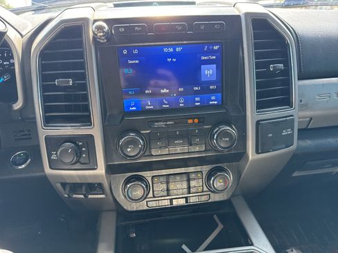 Used 2020 Ford F250 Lariat w/ Lariat Ultimate Package AWD/4WD image 12