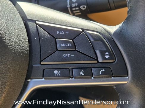 Used 2025 Nissan Sentra SV w/ SV Premium Package image 31