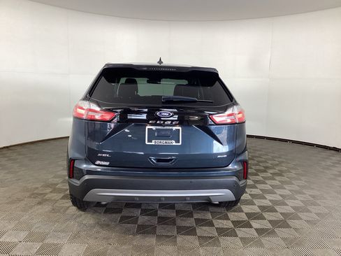 Used 2024 Ford Edge SEL w/ Convenience Package AWD/4WD image 3