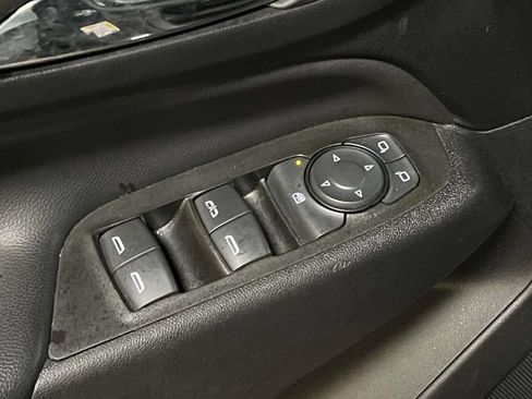 Used 2023 Chevrolet Equinox LT w/ LPO, Floor Liner Package AWD/4WD image 13