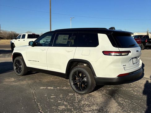 New 2025 Jeep Grand Cherokee L Limited image 14