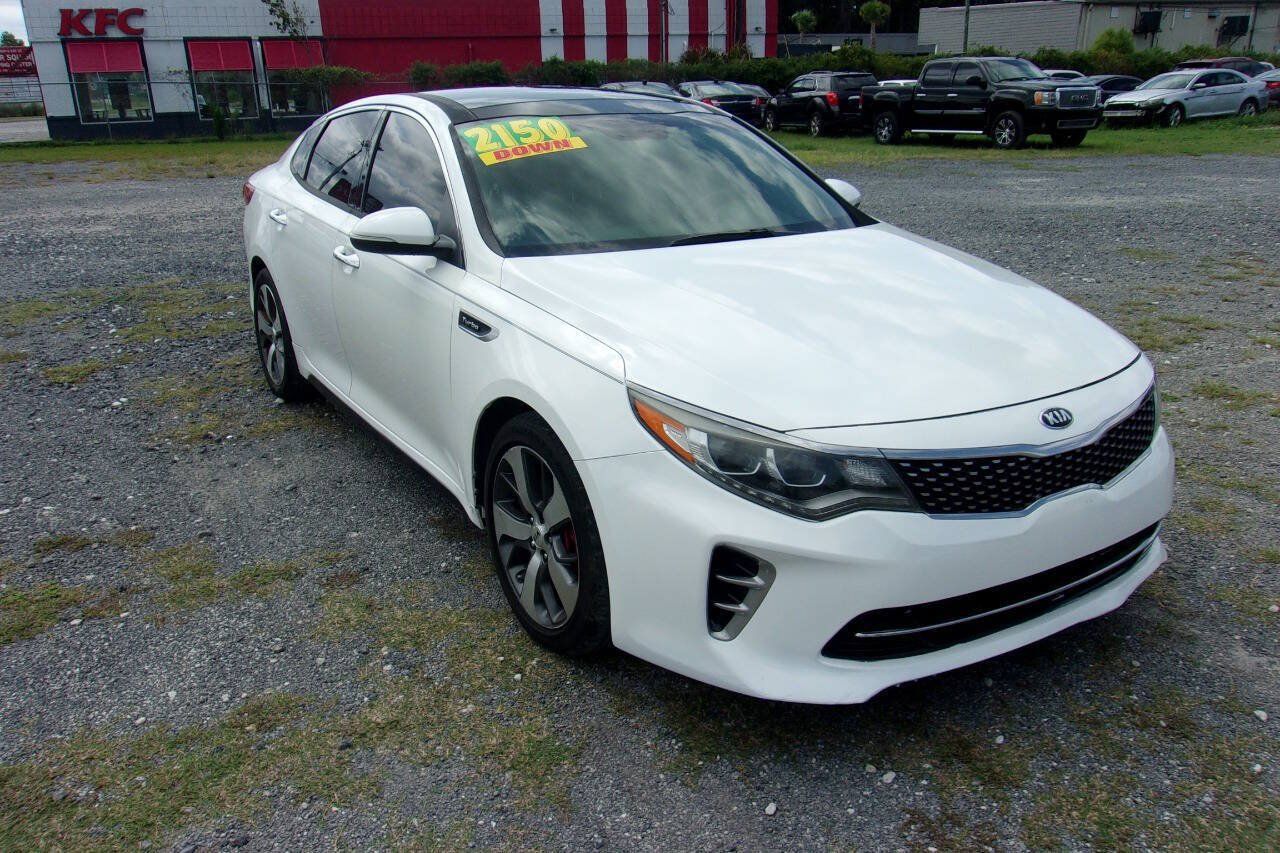 Used 2017 Kia Optima SX w/ Launch Edition Package FWD image 9