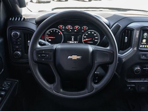 Used 2019 Chevrolet Silverado 1500 Custom w/ Custom Value Package AWD/4WD image 13