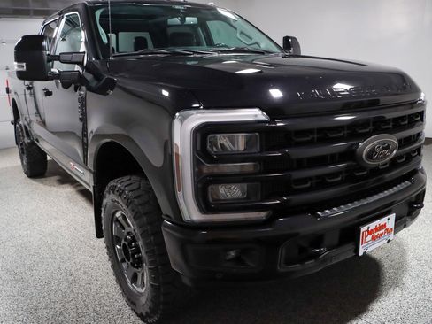 Used 2024 Ford F250 Lariat w/ Lariat Ultimate Package image 5