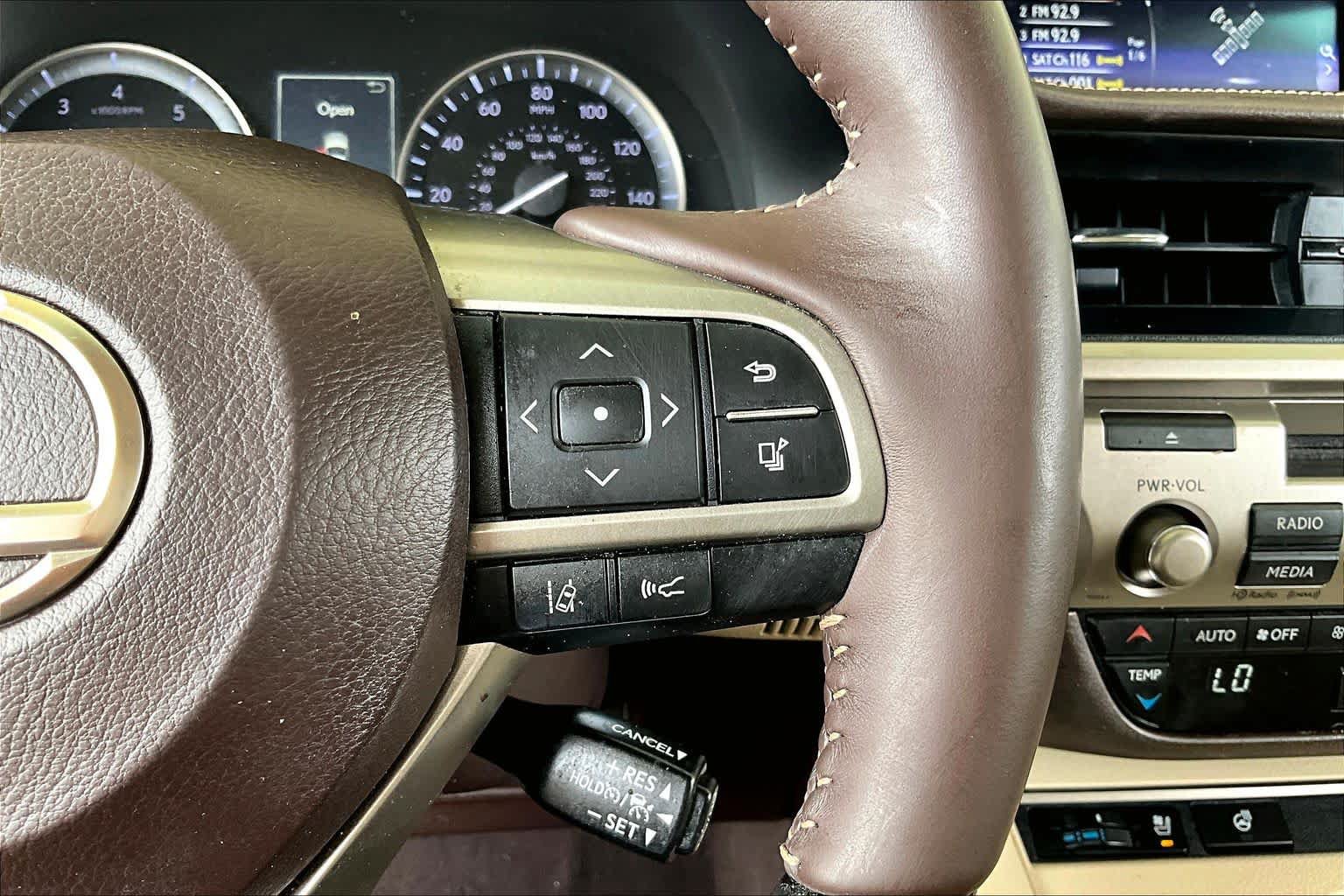 Used 2017 Lexus ES 350 FWD image 22