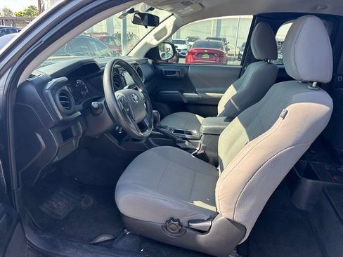 Used 2016 Toyota Tacoma SR RWD image 11