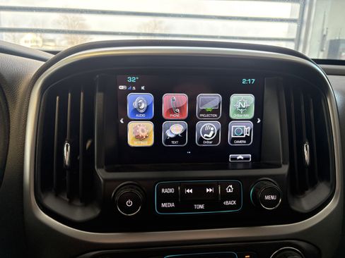 Used 2018 Chevrolet Colorado ZR2 image 14