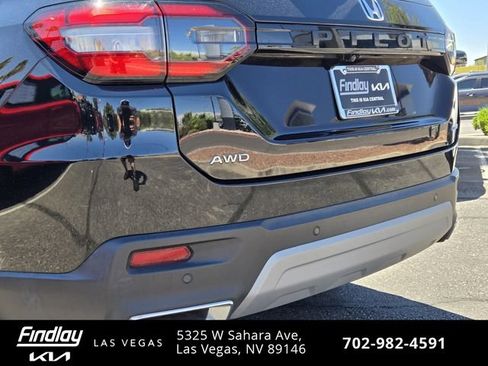 Used 2023 Honda Pilot Elite image 7