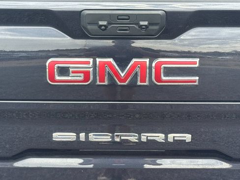 Used 2025 GMC Sierra 1500 SLT AWD/4WD image 46