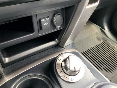 Used 2021 Toyota 4Runner SR5 Premium AWD/4WD image 28