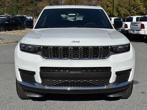 New 2025 Jeep Grand Cherokee L Laredo w/ Luxury Tech Group I image 2