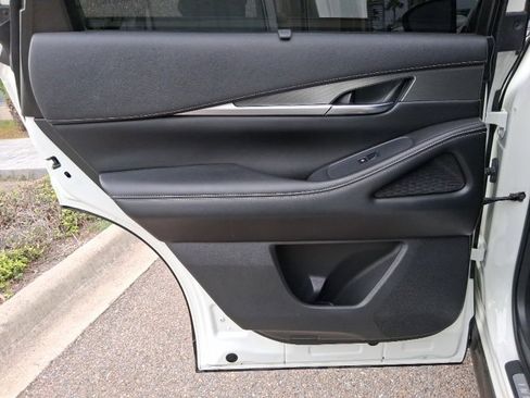 Used 2023 INFINITI QX60 Luxe w/ Cargo Package image 15