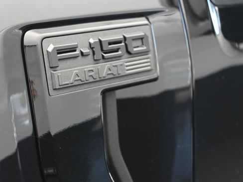 Used 2022 Ford F150 Lariat w/ Equipment Group 502A High AWD/4WD image 18