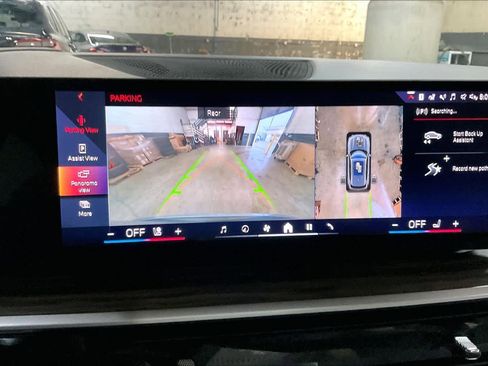 Used 2024 BMW X5 xDrive50e w/ Premium Package image 23