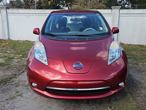 Used 2012 Nissan Leaf SL image 2