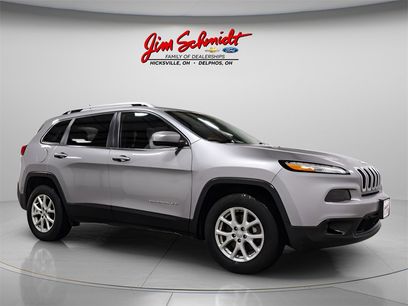 Used 2017 Jeep Cherokee Latitude w/ Cold Weather Group