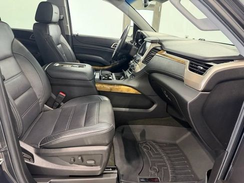 Used 2017 GMC Yukon Denali w/ Open Road Package AWD/4WD image 23