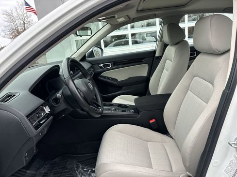 Used 2023 Honda Civic EX image 7