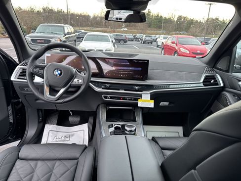 New 2026 BMW X5 xDrive40i w/ Climate Comfort Package image 12
