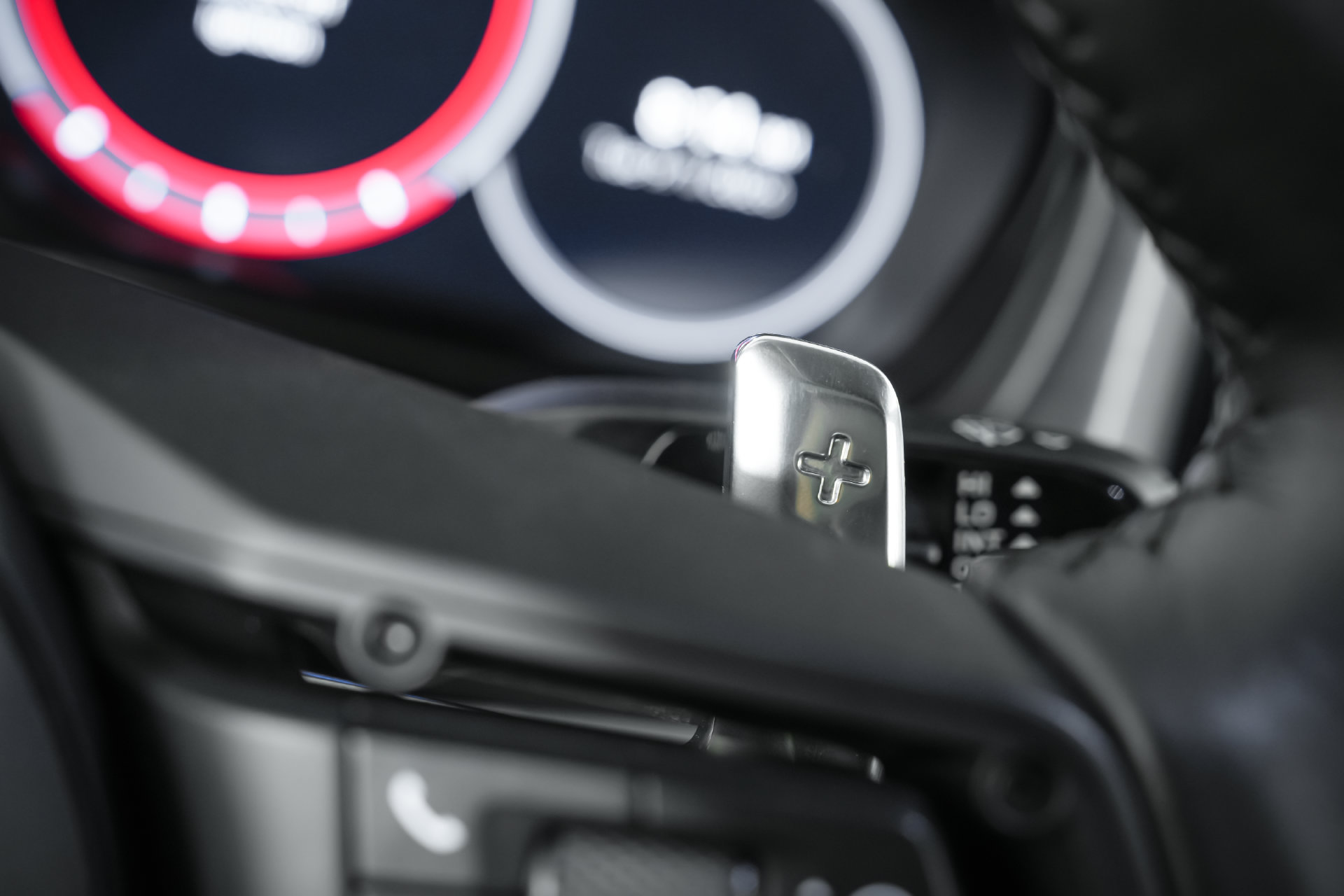 Used 2023 Porsche Panamera Platinum Edition RWD image 44