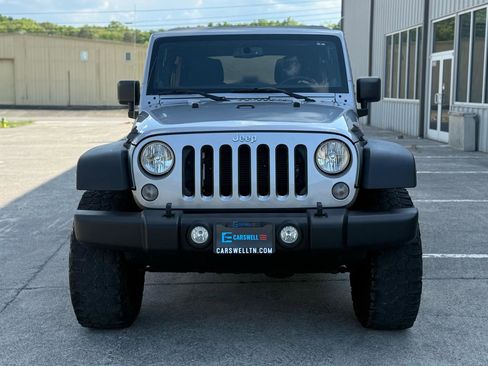 Used 2014 Jeep Wrangler Unlimited Sport w/ Quick Order Package 24S AWD/4WD image 2