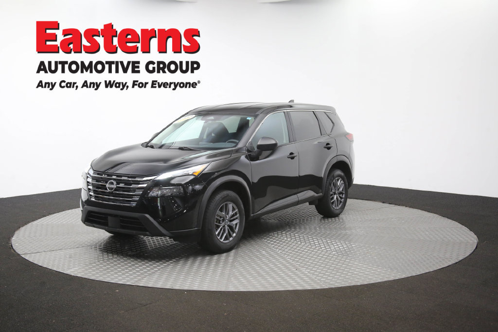 Used 2024 Nissan Rogue S AWD/4WD image 57