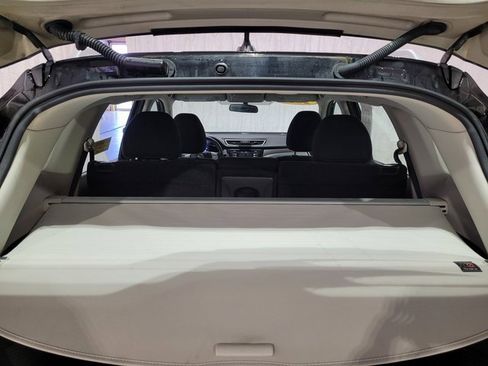 Used 2016 Nissan Rogue SV image 52