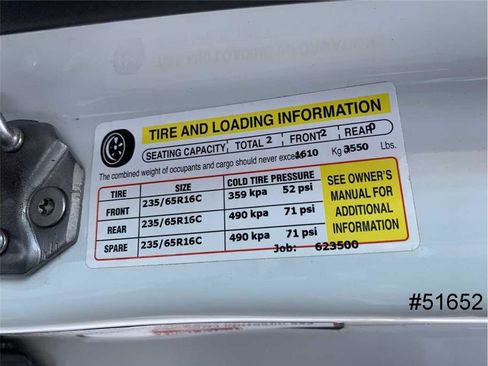 Used 2019 Ford Transit 150 XLT image 22